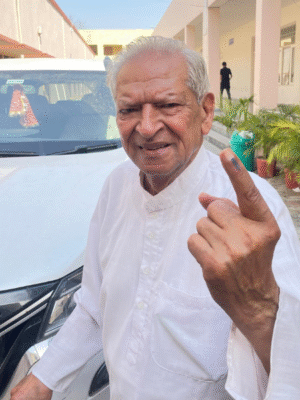 Daulat Ram Ji after voting Daulat Ram Ji after voting